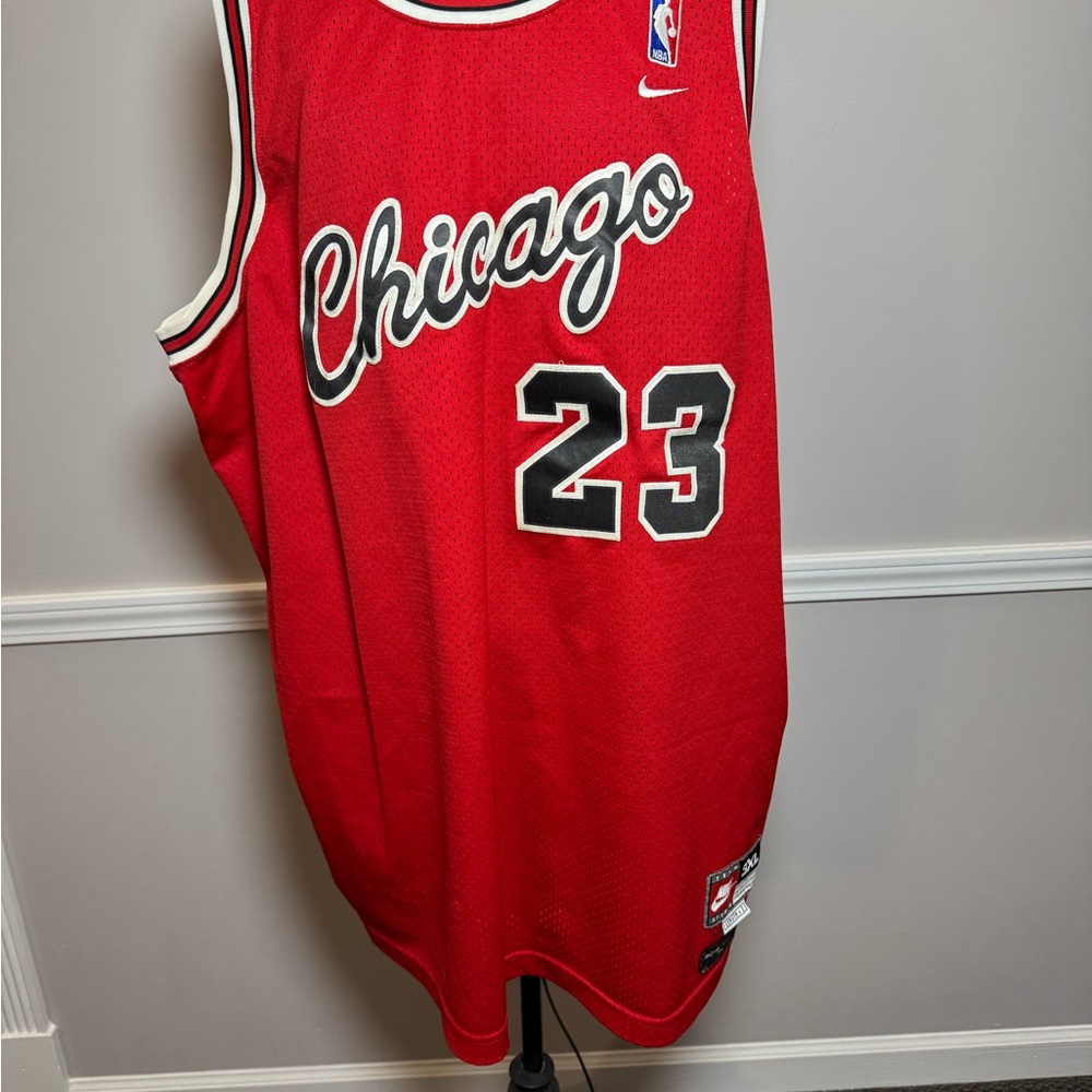 Vintage Michael Jordan Chicago Bulls Nike Authentic    sz 3xL Sleeveless T-shirt